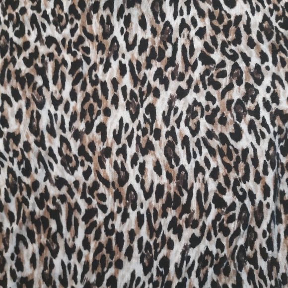 White House Black Market Leopard Print Top - Picture 3 of 5